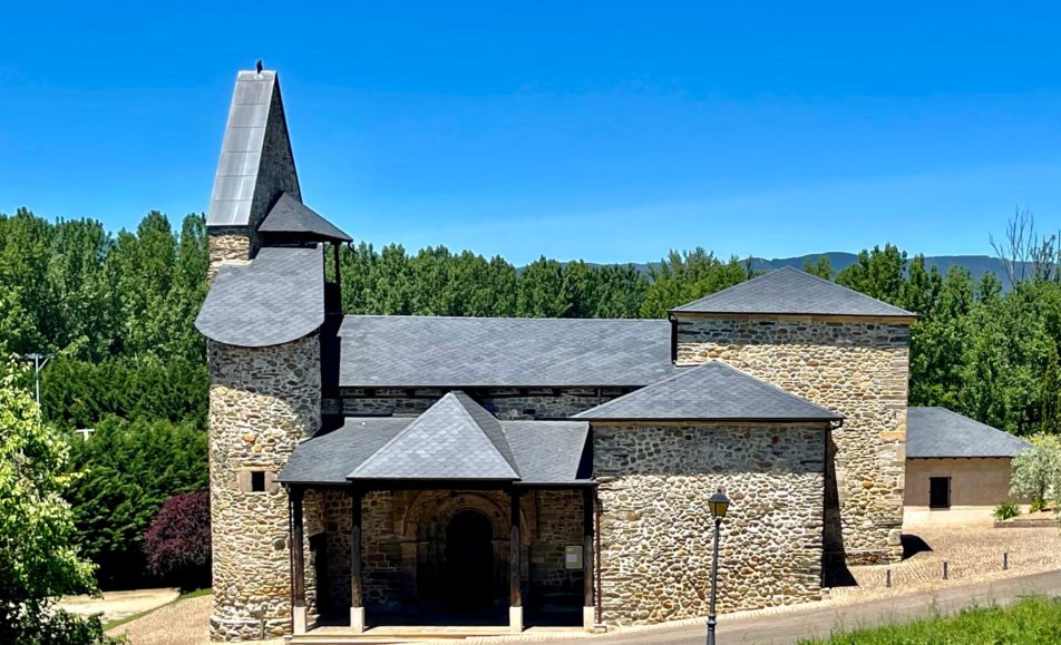 Vista de la iglesia