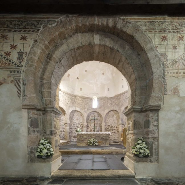 Interior de la iglesia