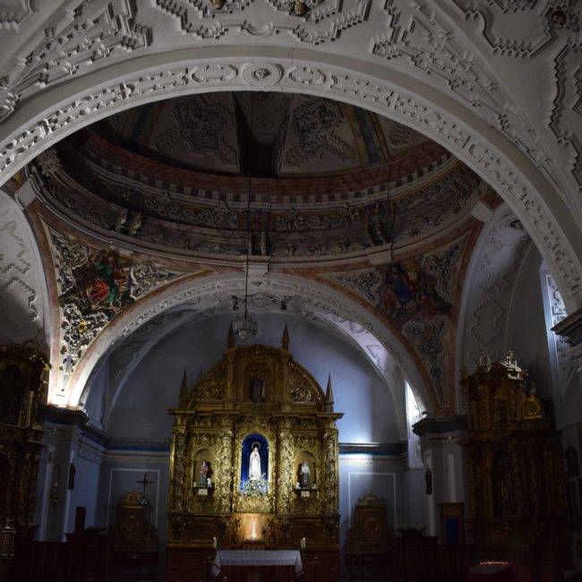 Interior del santuario