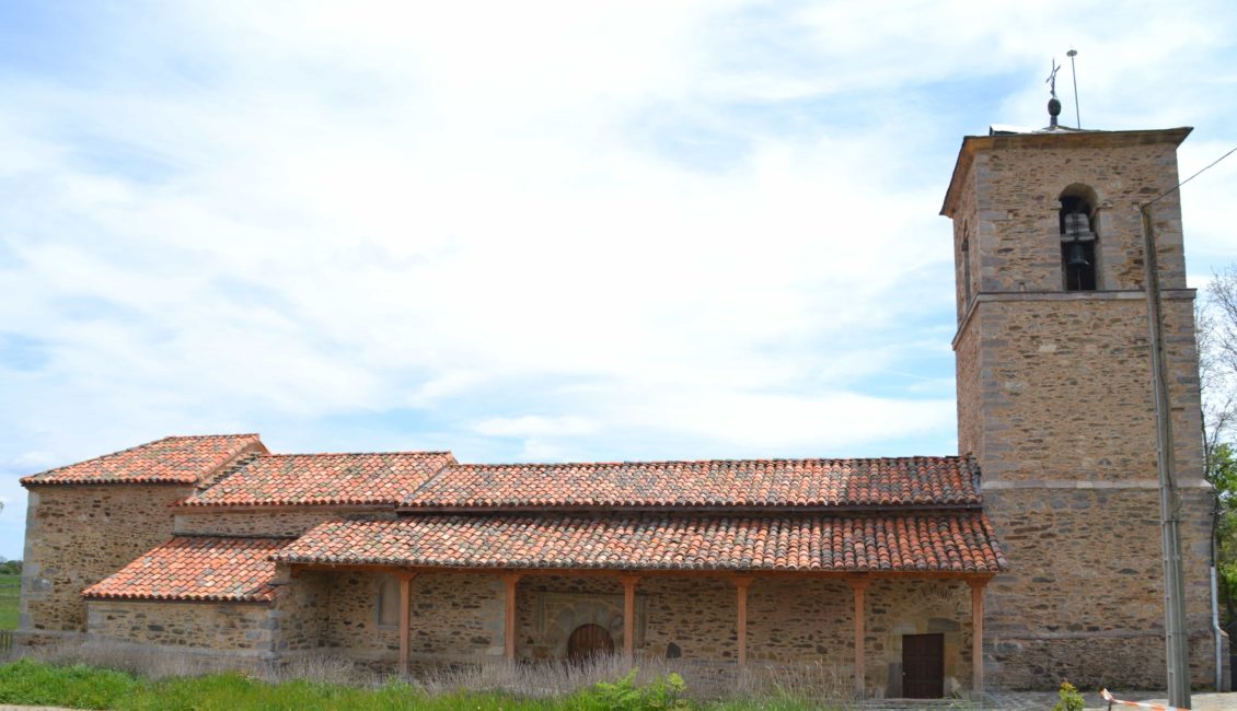 Fachada del santuario