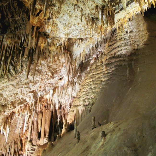 Interior de la cueva