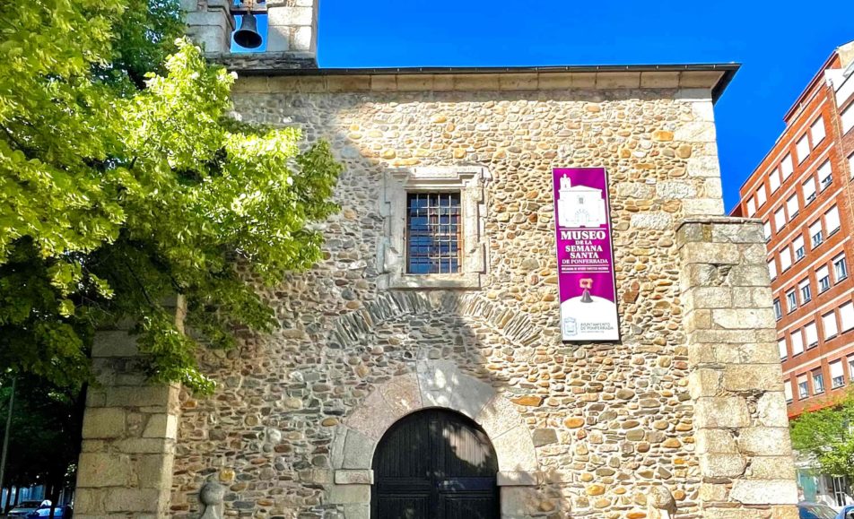 Fachada de la ermita