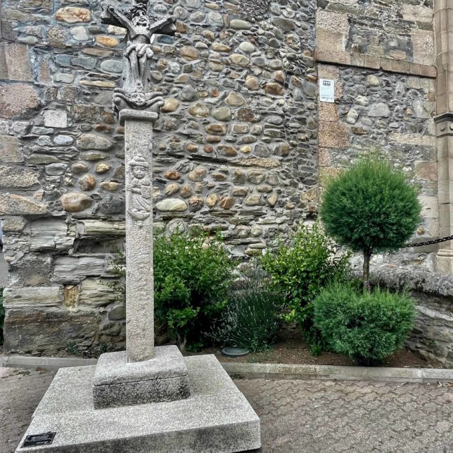 Escultura de piedra