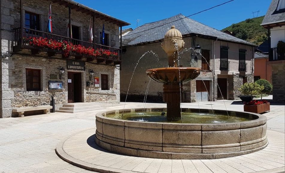 Fuente en la plaza
