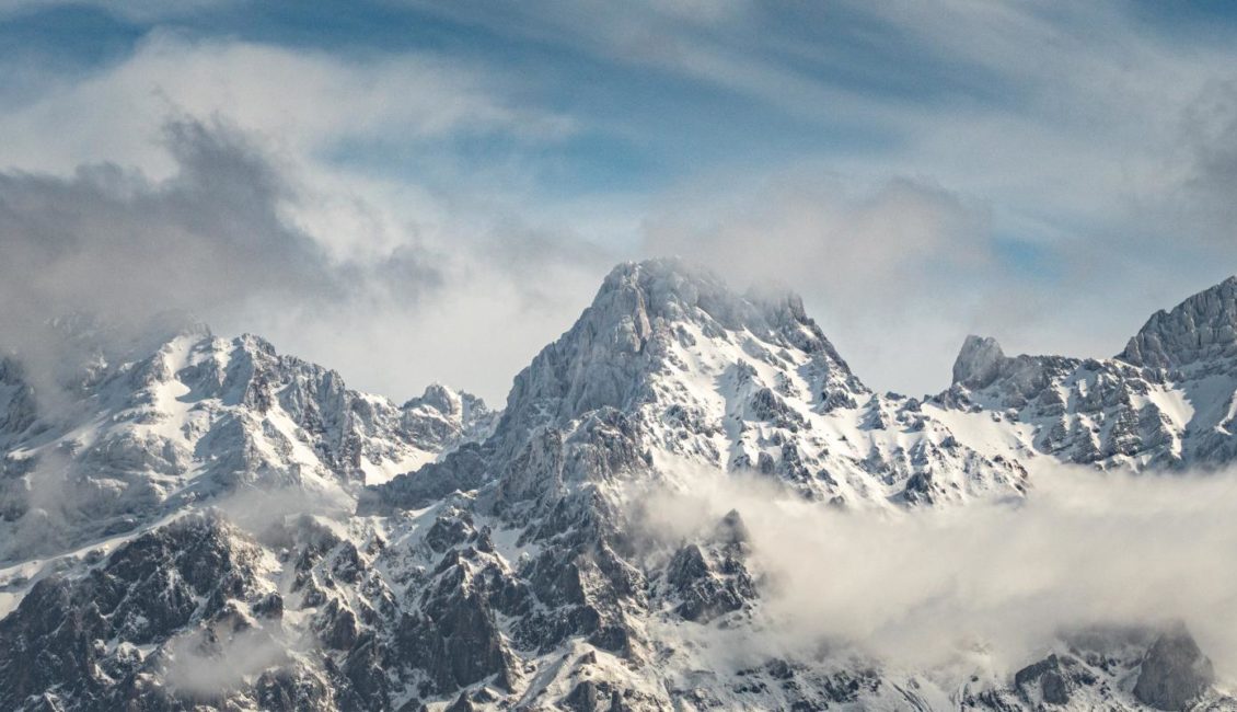 Montañas nevadas