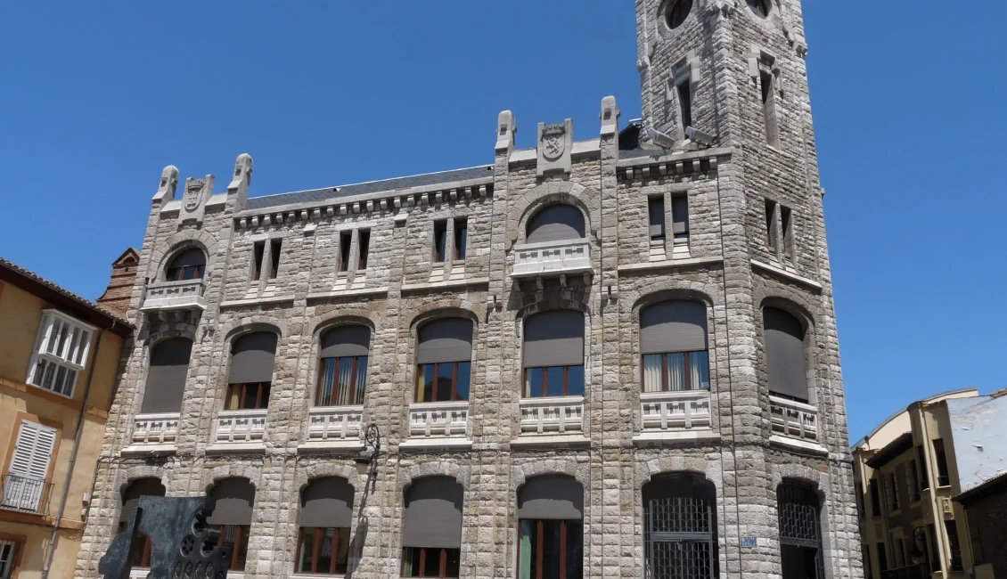 Edificio Torreón Antiguo Correos León